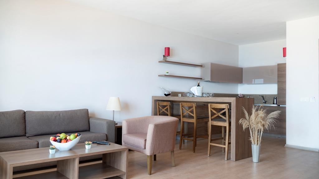 Ladies (adults Only) Aparthotel 5*