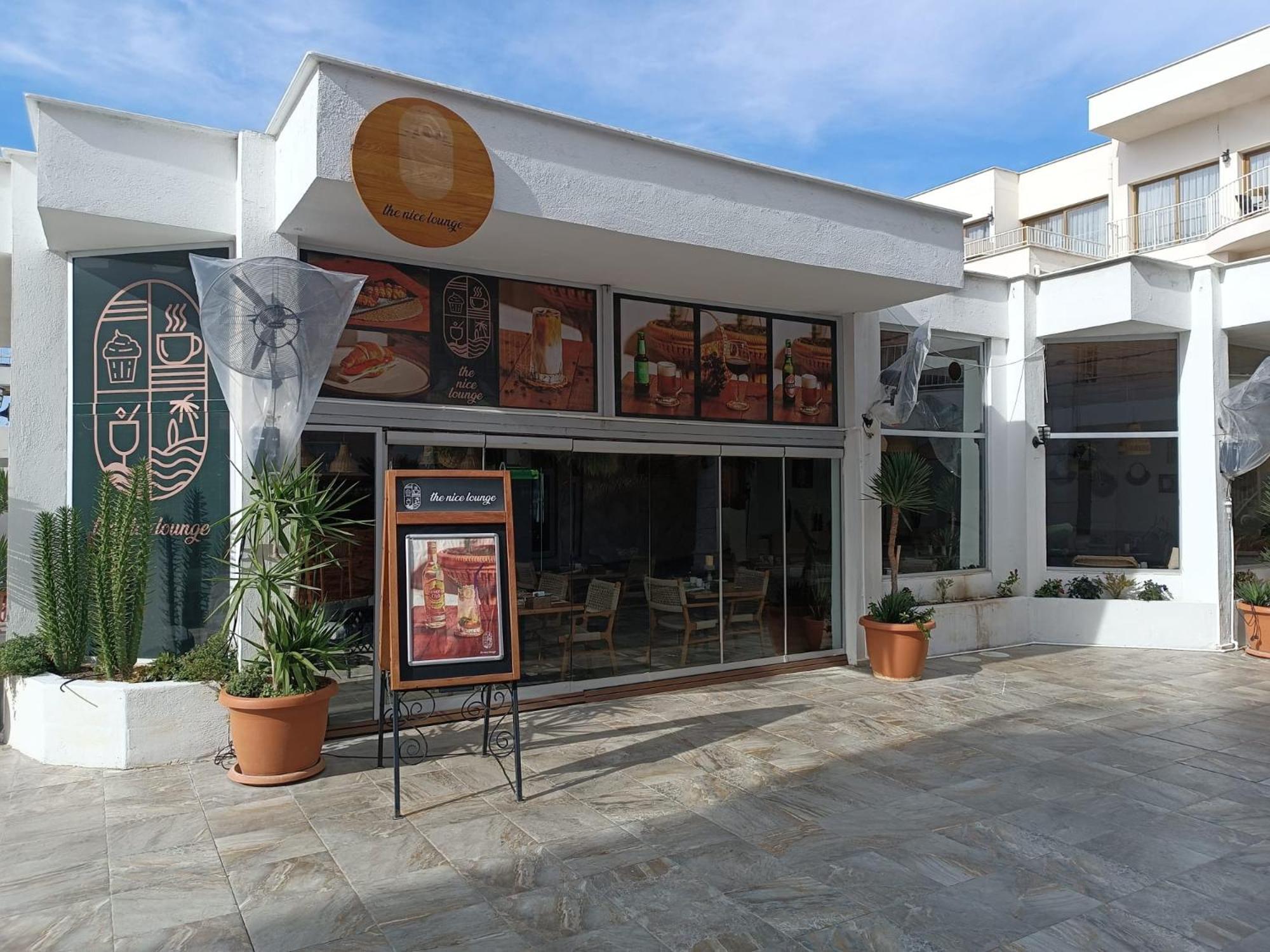 Ladies (adults Only) Aparthotel 5*