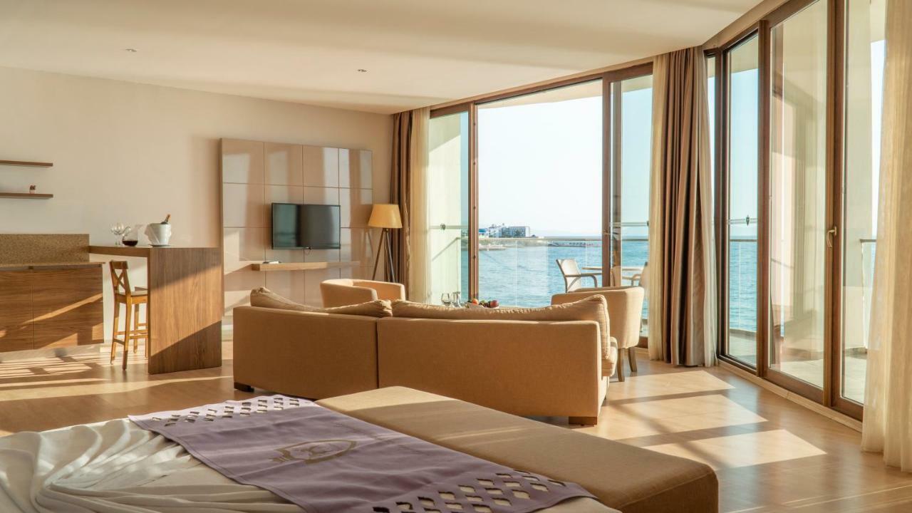 Ladies (adults Only) 5* Kusadasi